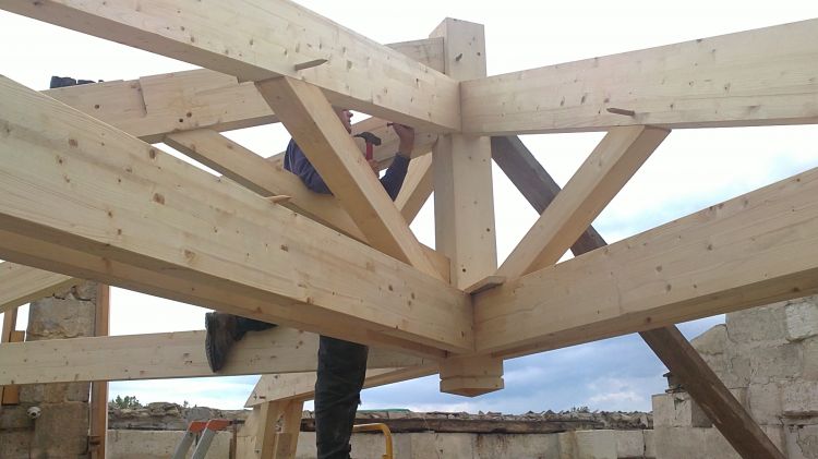 Réalisation de charpente sur mesure gironde