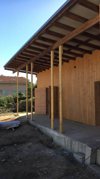 pose d'un bardage DOUGLAS 33650