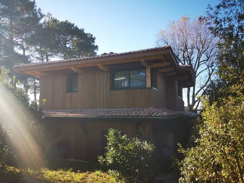 Surélévation en bois sur la commune La Teste-de-Buch : Une Construction Durable et Esthétique