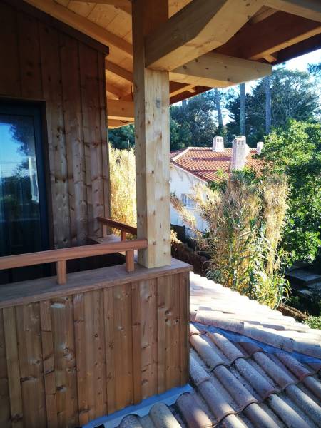 Surélévation en bois sur la commune La Teste-de-Buch : Une Construction Durable et Esthétique