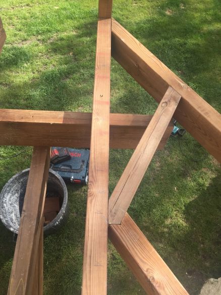 Coupe terrasse bois bordeaux