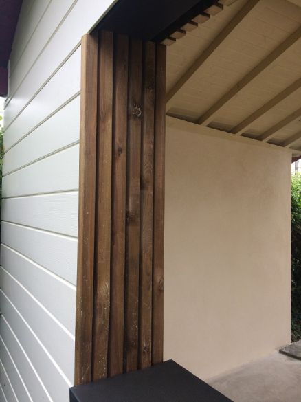 entourage fenêtre bois avec rebord en zinc anthracite 33000