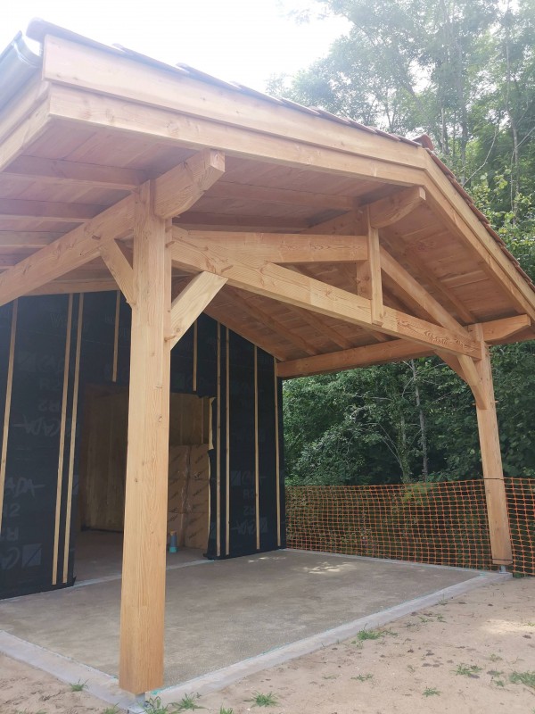 Maison ossature bois et charpente traditionnelle