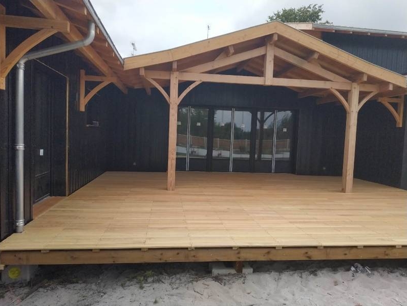 maison ossature bois avec bardage noir